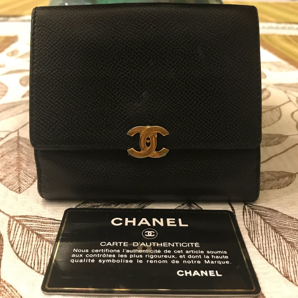 💯 Authentic Chanel Caviar Wallet